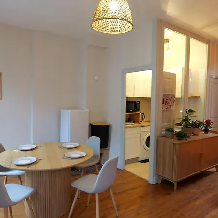 Apartment Quiet For Two In The Heart Of Troyes