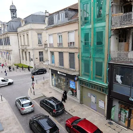 Quiet For Two In The Heart Of Apartment Troyes